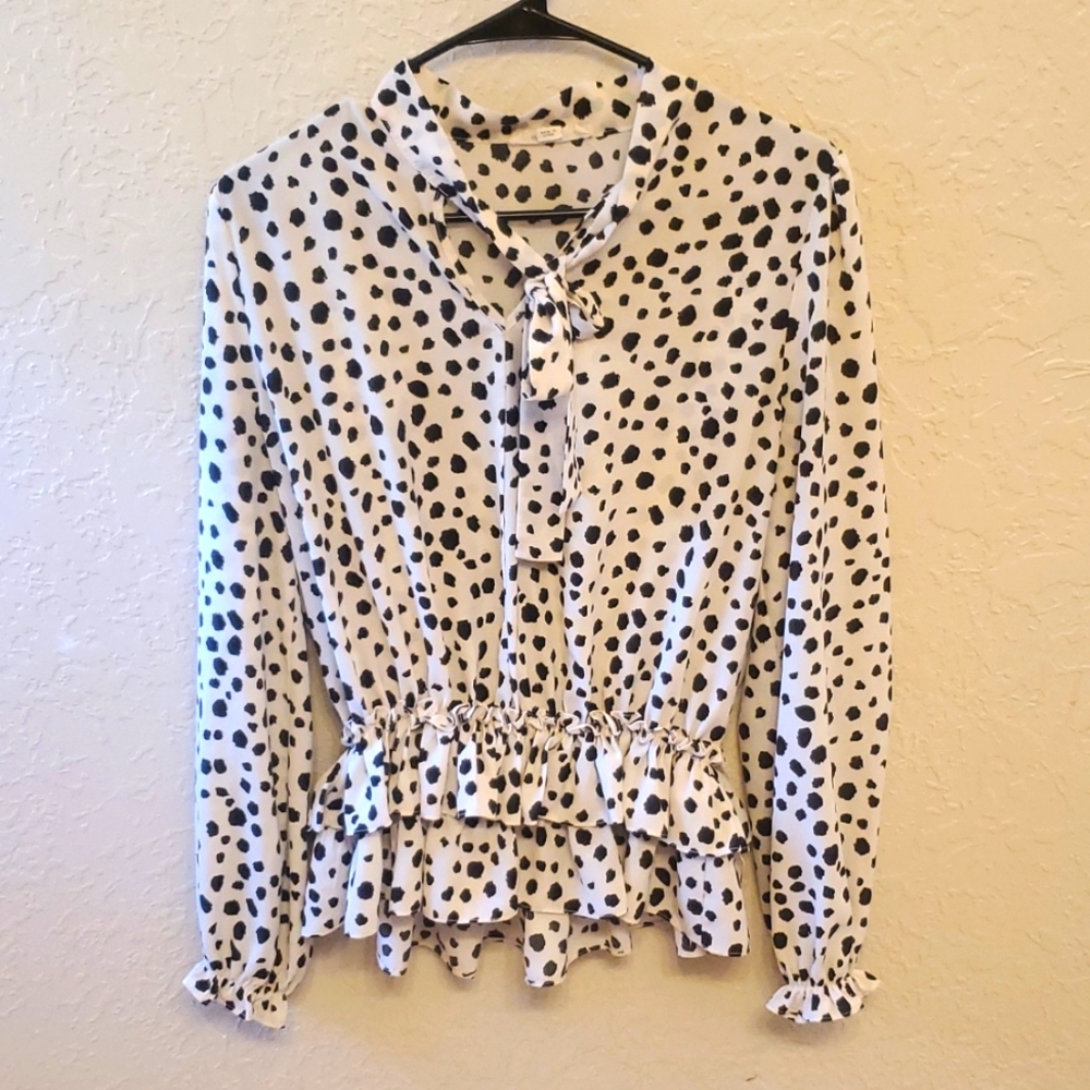 BLOUSE